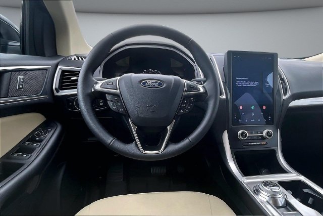 Certified 2024 Ford Edge SEL w/ Convenience Package AWD/4WD image 8