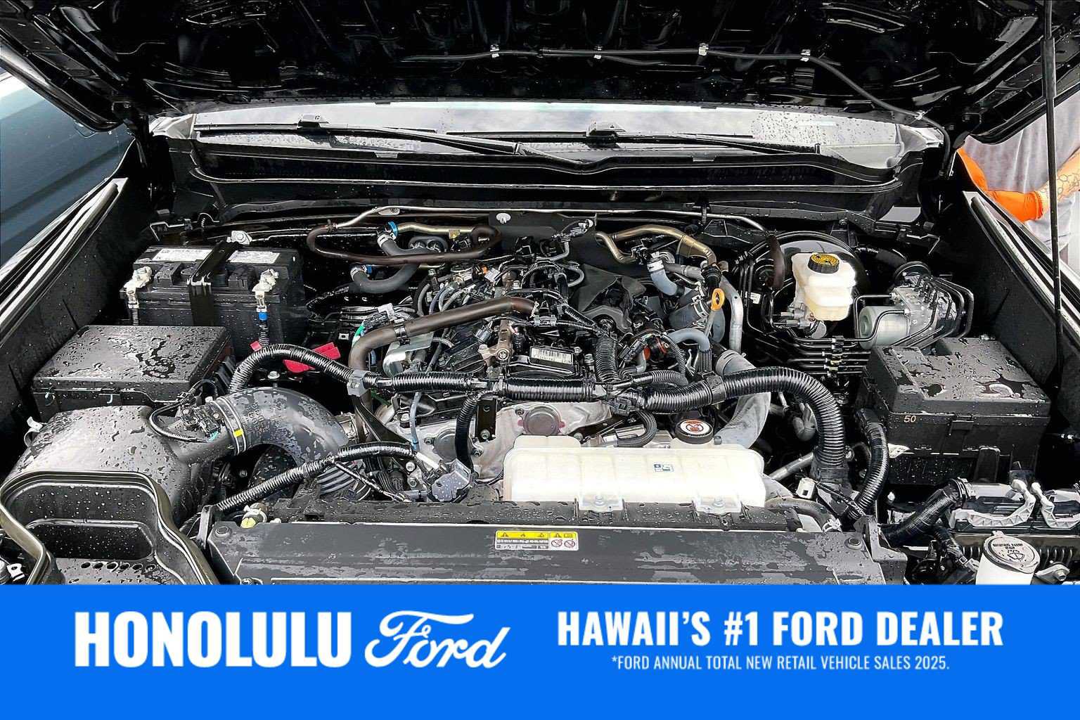 Used 2025 Toyota Tacoma SR5 AWD/4WD image 9