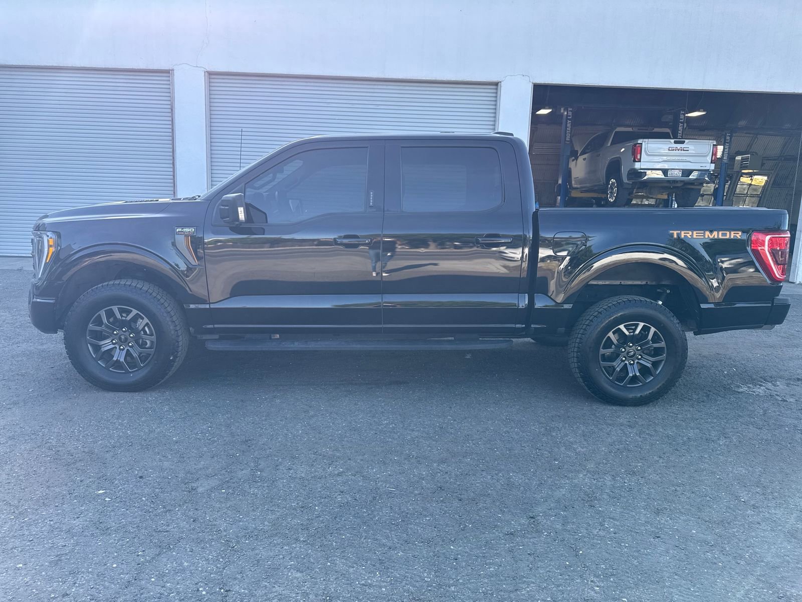 Certified 2022 Ford F150 Tremor w/ Equipment Group 401A Mid AWD/4WD image 2