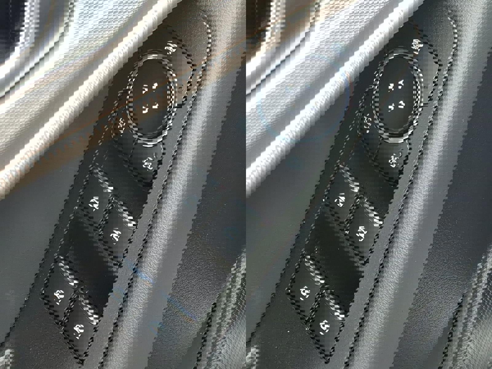 Certified 2025 Ford Explorer Active image 23