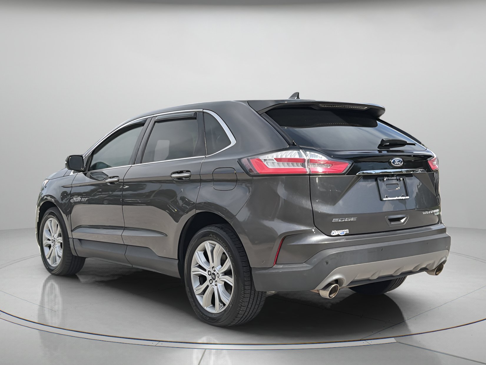 Certified 2019 Ford Edge Titanium w/ Equipment Group 301A FWD image 42