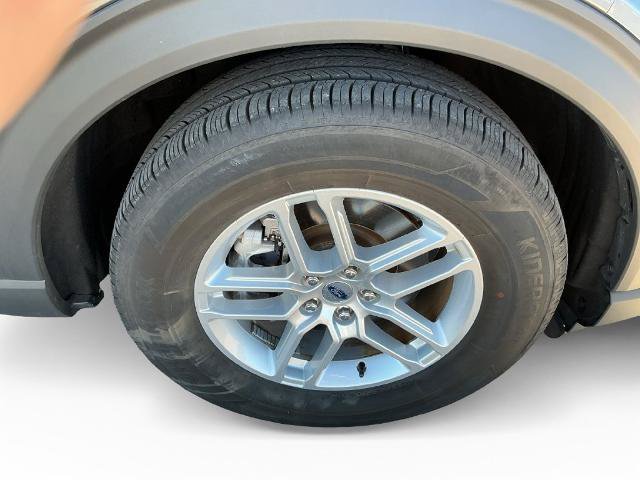 Certified 2025 Ford Explorer Active RWD image 14