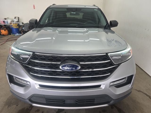 Certified 2023 Ford Explorer XLT w/ Equipment Group 202A AWD/4WD image 19