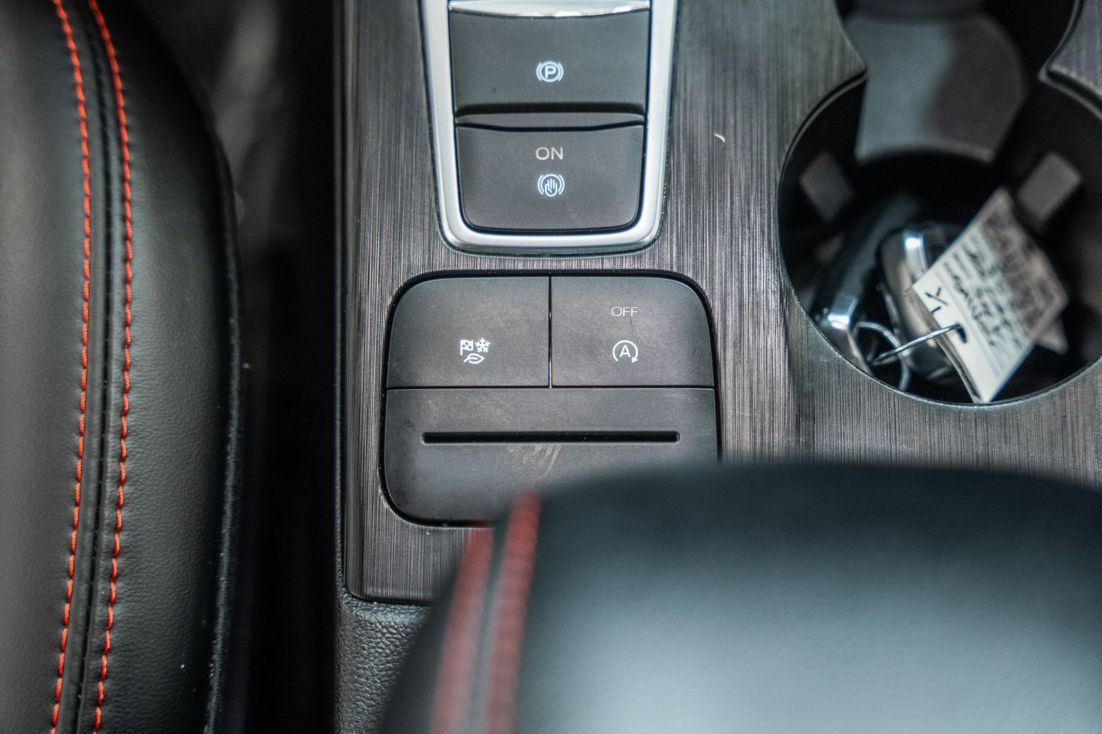 Certified 2025 Ford Escape ST-Line image 31