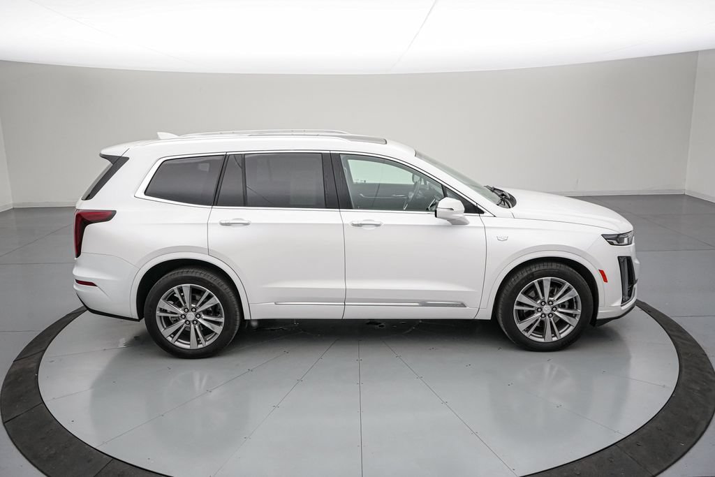 Used 2024 Cadillac XT6 Premium Luxury w/ LPO, Floor Liner Package AWD/4WD image 4
