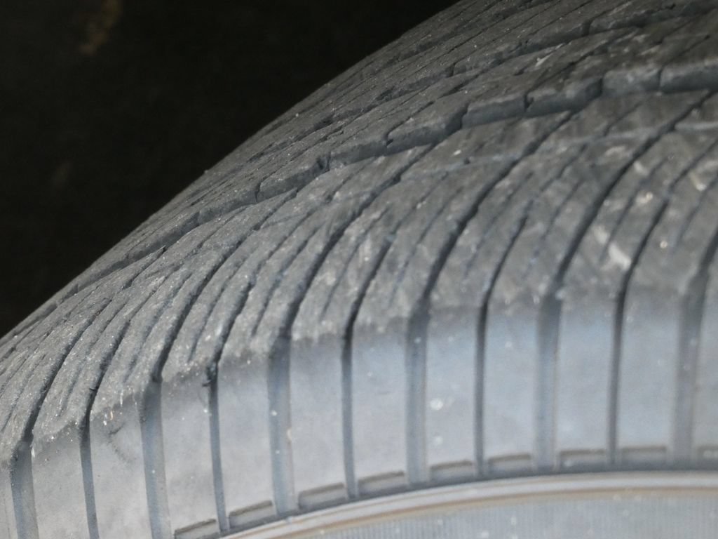 Used 2023 Chrysler Pacifica Touring-L FWD image 45