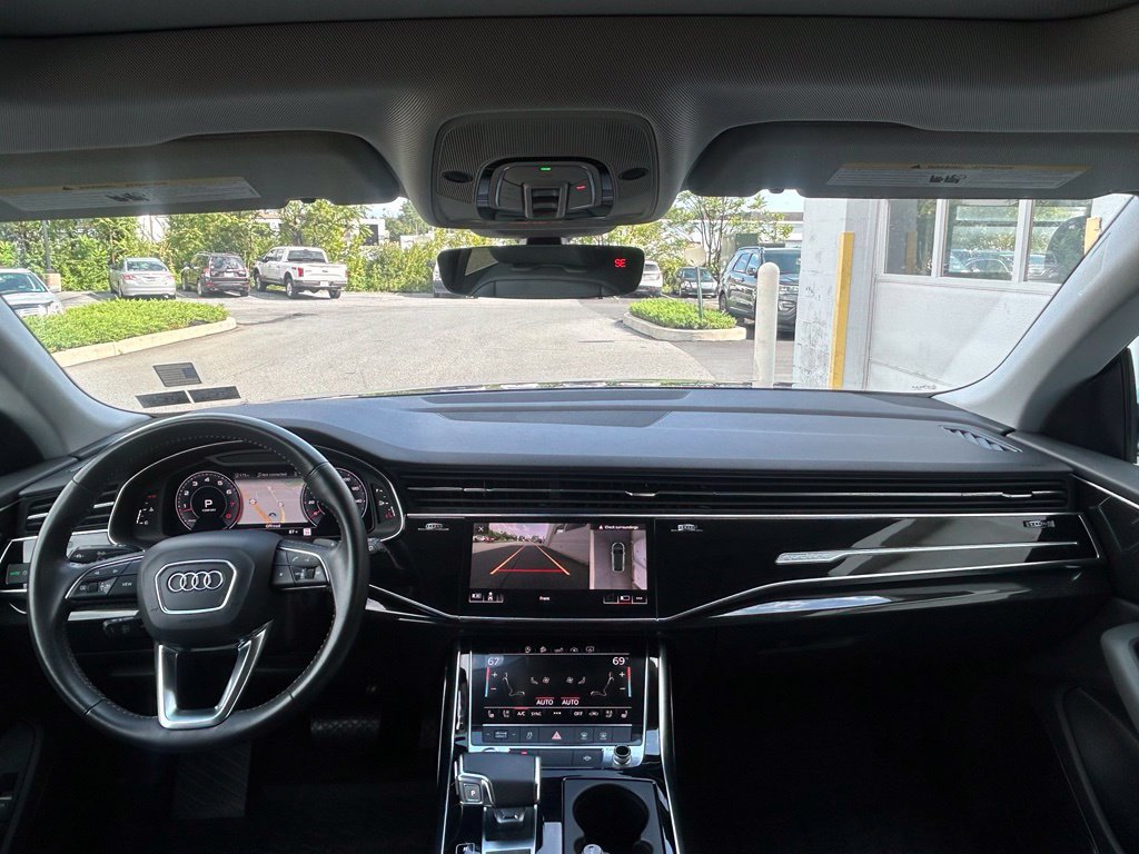 Used 2020 Audi Q8 Premium Plus AWD/4WD image 16