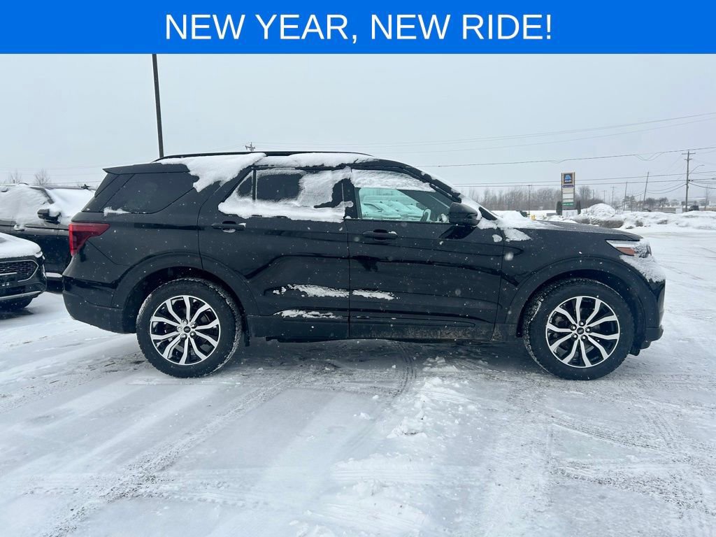 Certified 2022 Ford Explorer ST-Line image 7