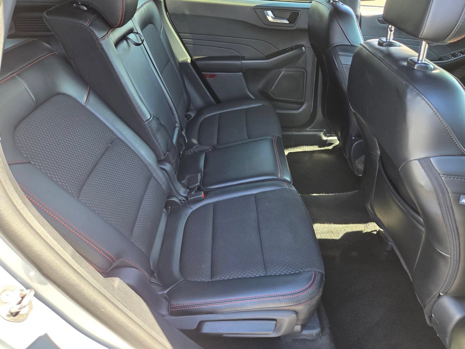 Certified 2025 Ford Escape ST-Line FWD image 14
