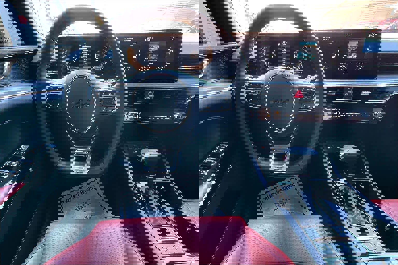 Used 2025 Kia K5 GT-Line w/ GT-Line Premium Package image 10