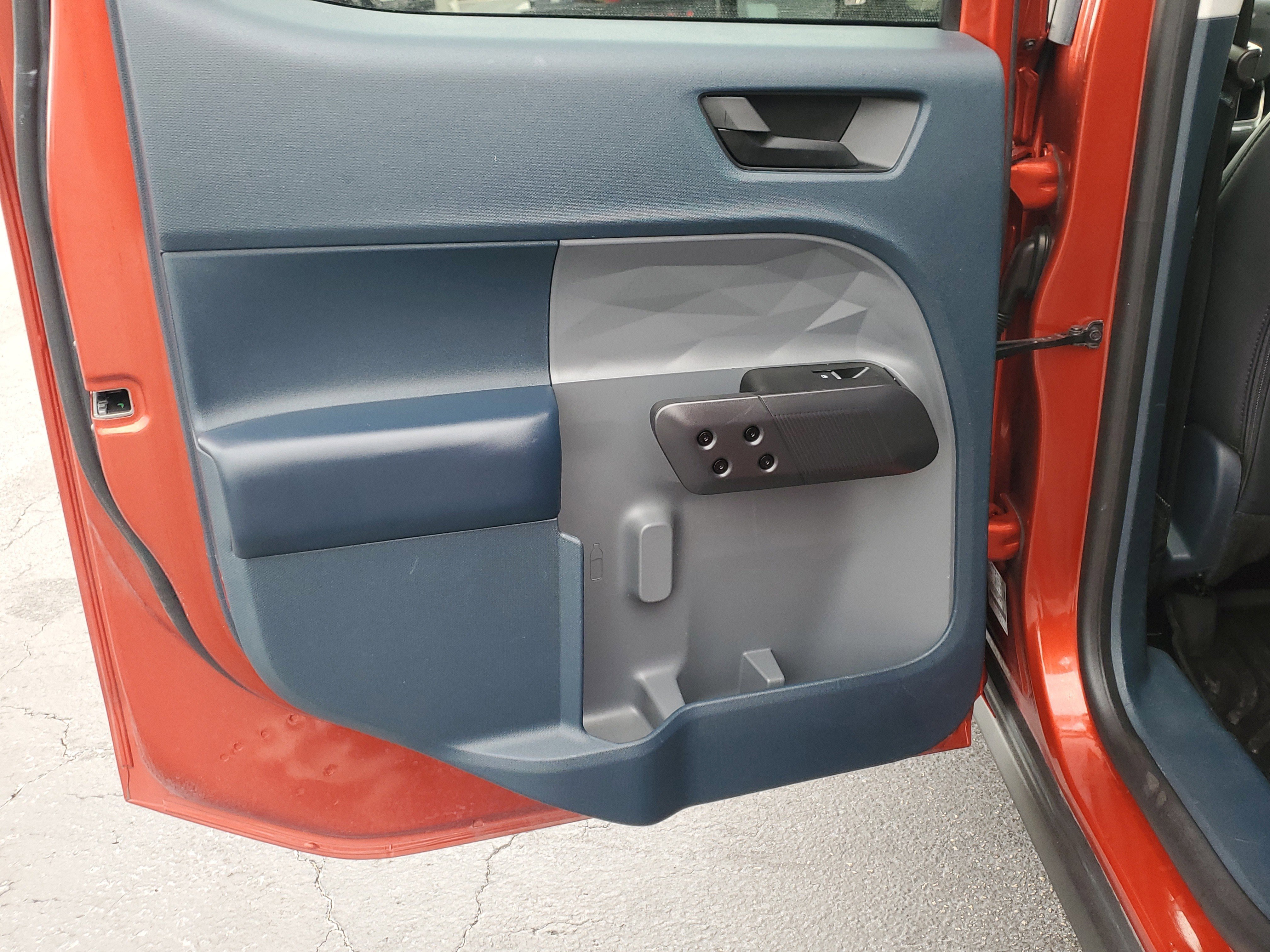 Certified 2024 Ford Maverick Lariat w/ Black Appearance Package image 10