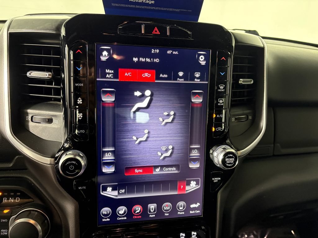 Used 2019 RAM 1500 Big Horn AWD/4WD image 19