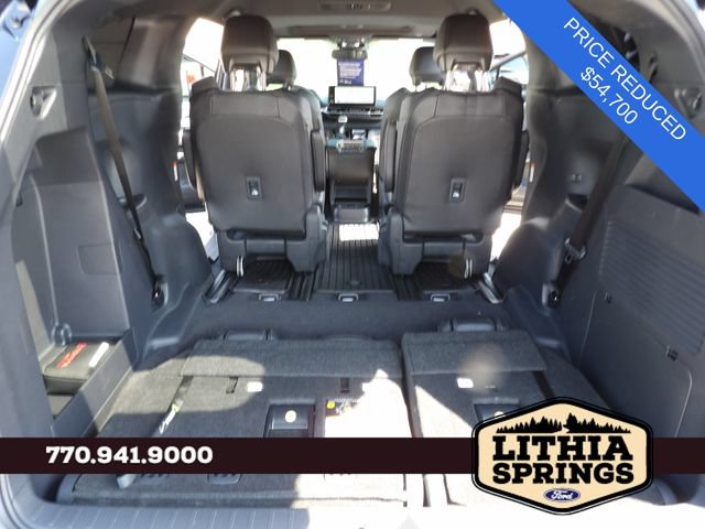 Used 2026 Toyota Sienna Limited FWD image 24
