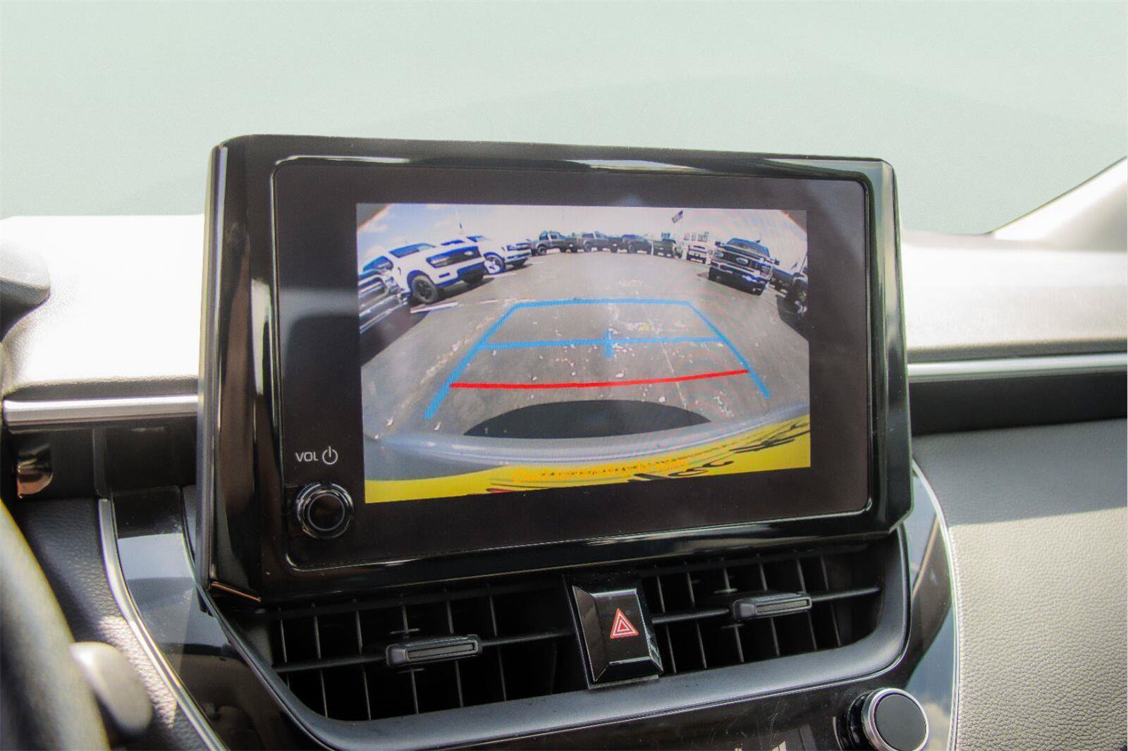 Used 2024 Toyota Corolla LE FWD image 16