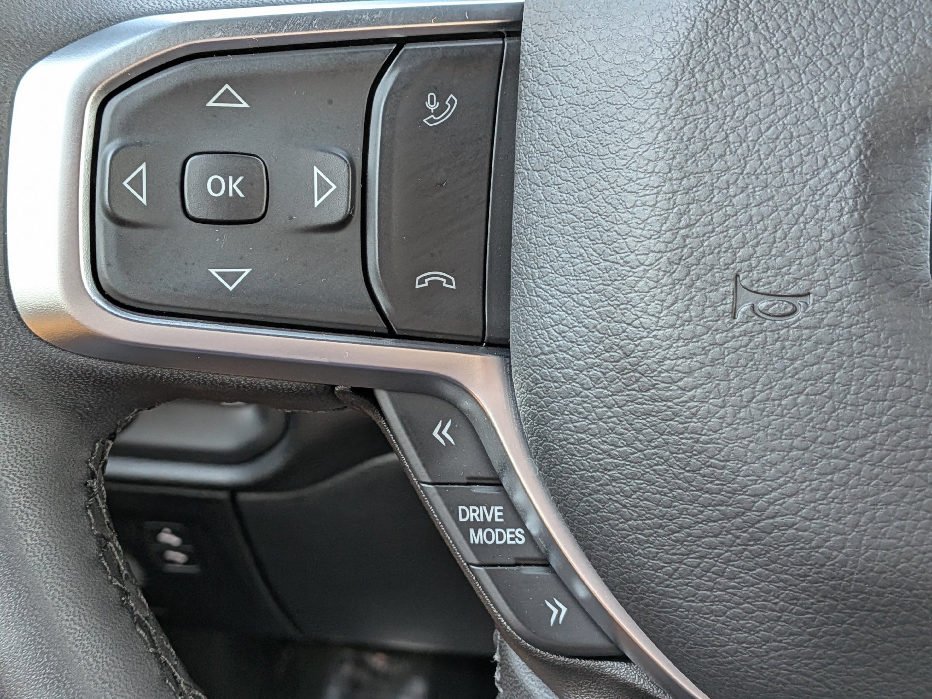 Used 2025 RAM 1500 Big Horn AWD/4WD image 29
