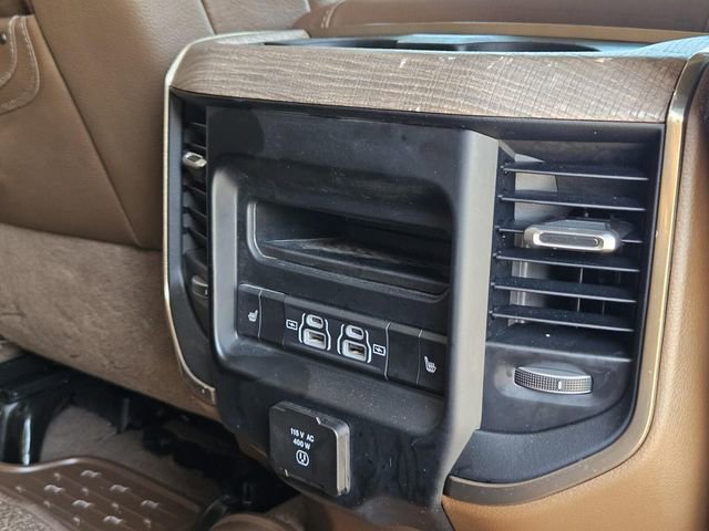 Used 2024 RAM 2500 Limited w/ Towing Technology Group image 14