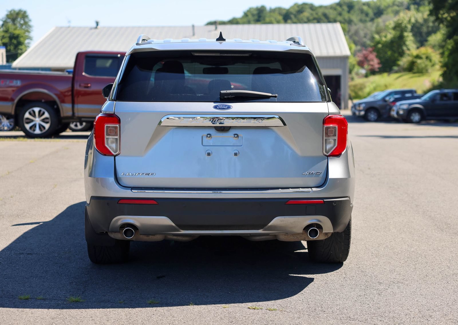 Certified 2023 Ford Explorer Limited w/ Limited Technology Package AWD/4WD image 6