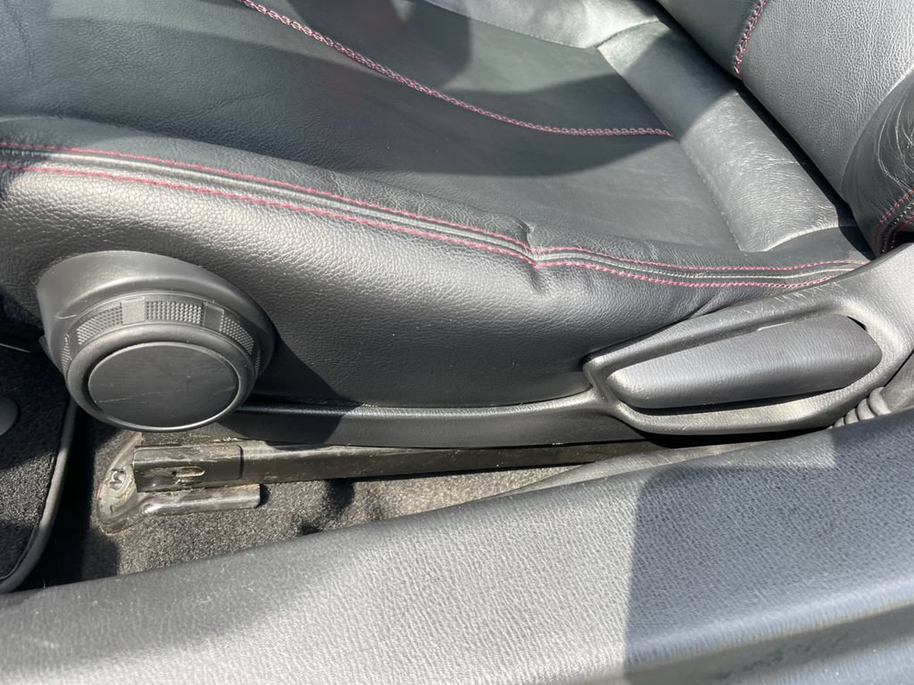 Used 2018 MAZDA MX-5 Miata Grand Touring RWD image 17