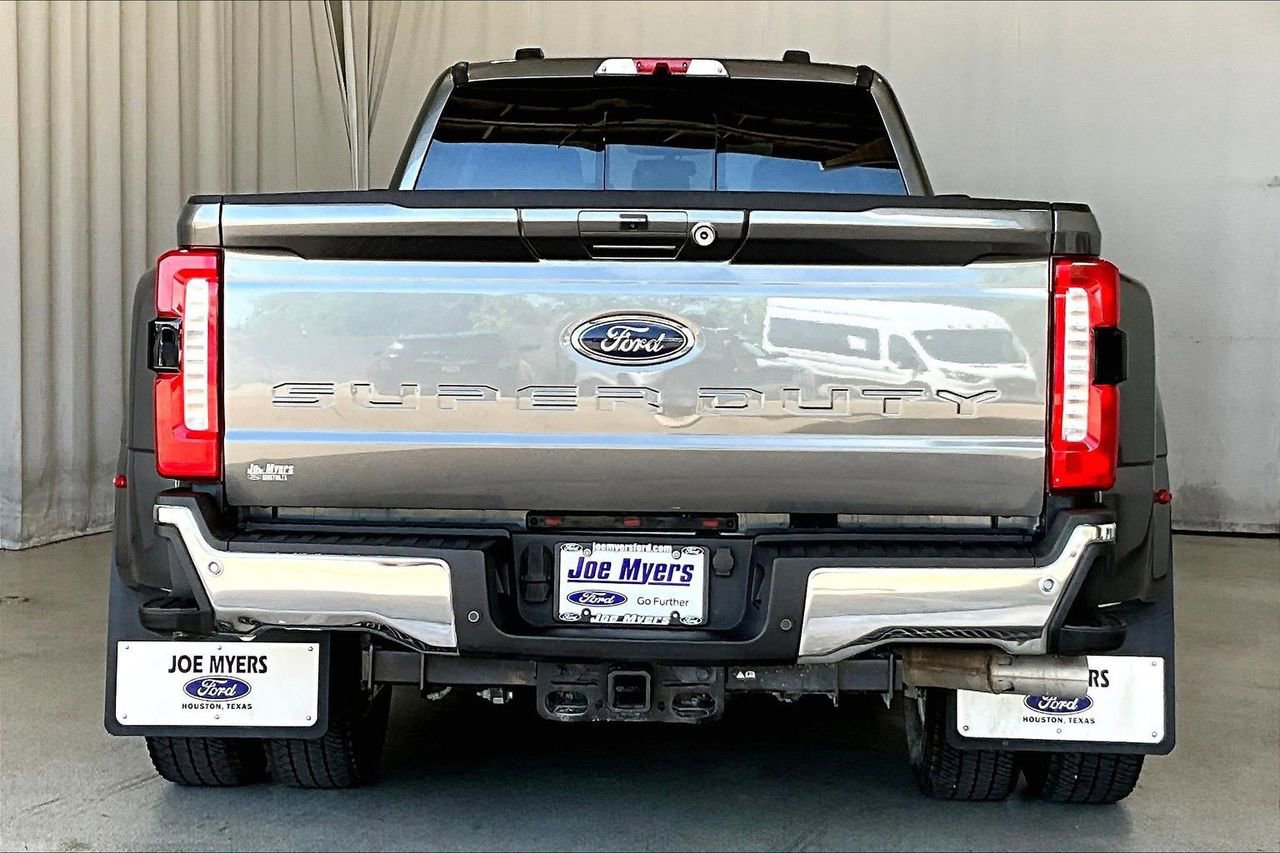 Certified 2025 Ford F350 Lariat AWD/4WD image 3