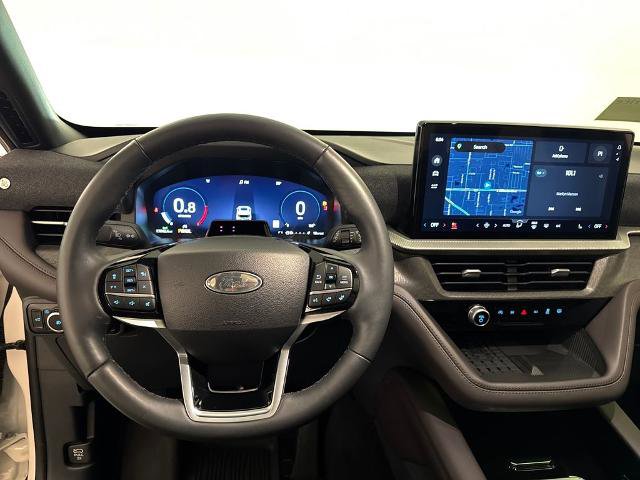 Certified 2025 Ford Explorer Platinum w/ Ultimate Package image 5