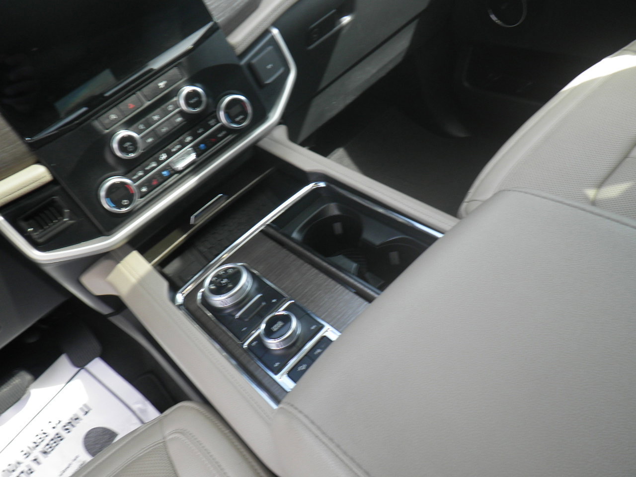 Certified 2024 Ford Expedition Max Limited image 21