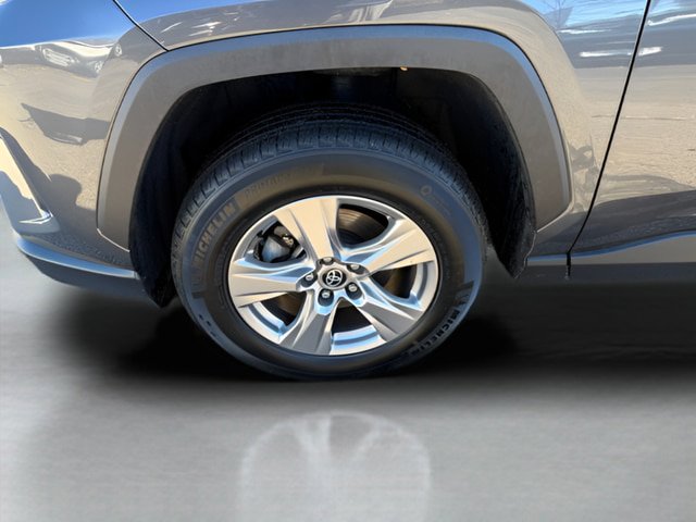 Used 2023 Toyota RAV4 XLE AWD/4WD image 24