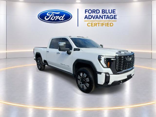 Used 2024 GMC Sierra 2500 Denali Ultimate AWD/4WD image 2