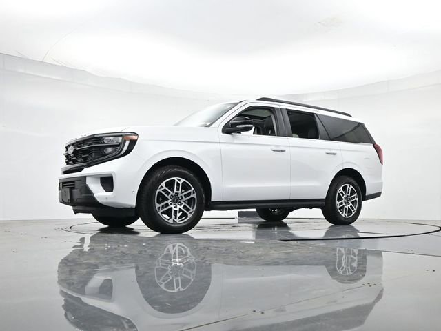 Certified 2025 Ford Expedition Active AWD/4WD image 40