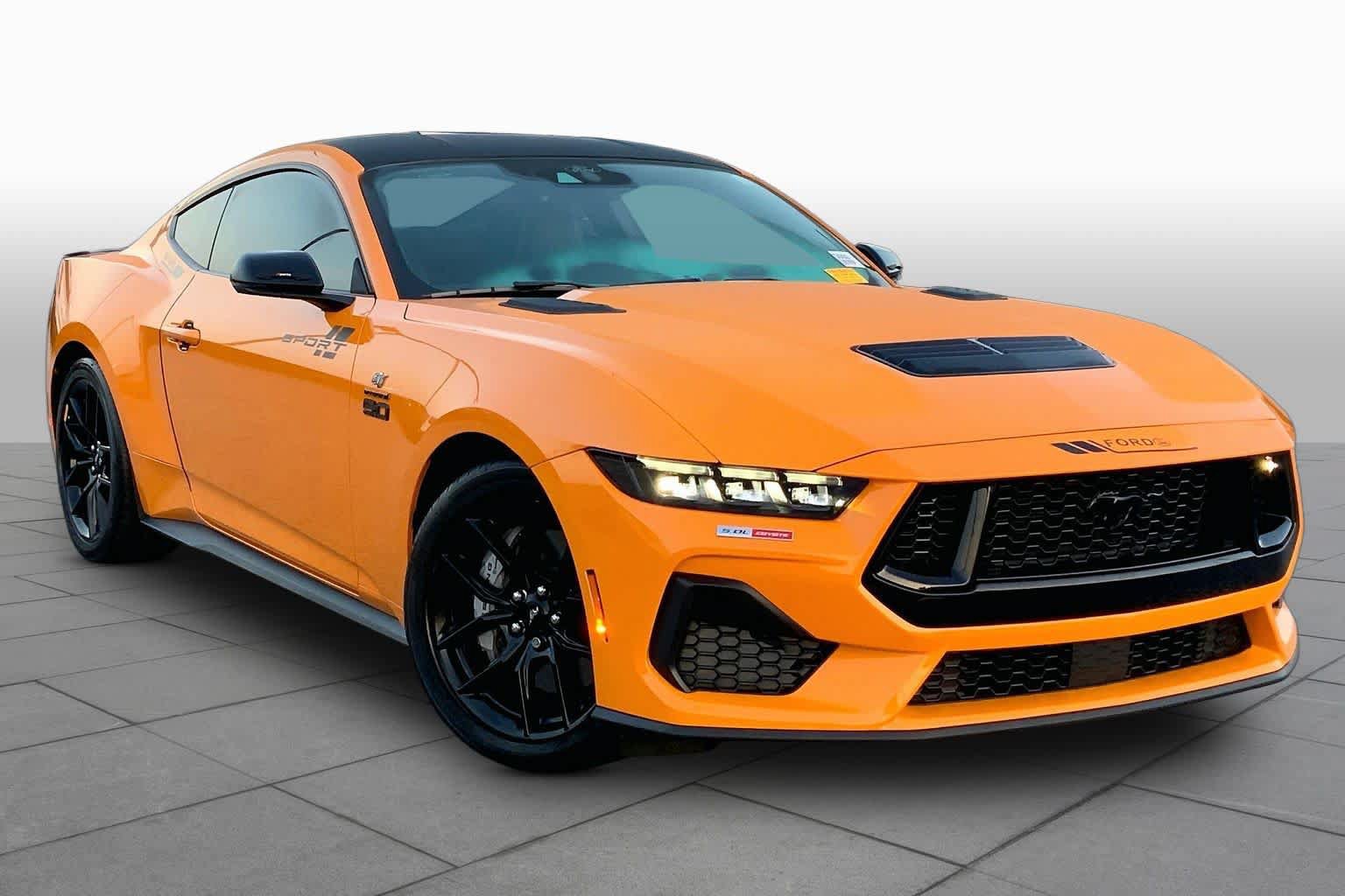 Certified 2026 Ford Mustang GT Premium RWD image 3