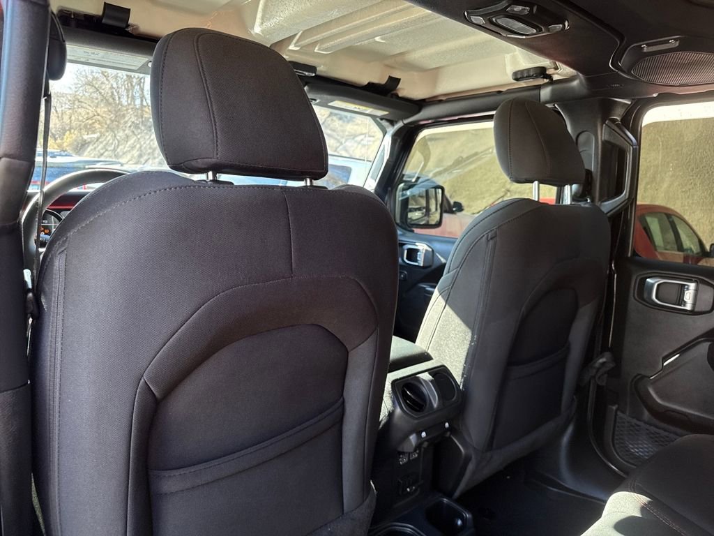 Used 2023 Jeep Wrangler Unlimited Rubicon w/ Cold Weather Group image 20
