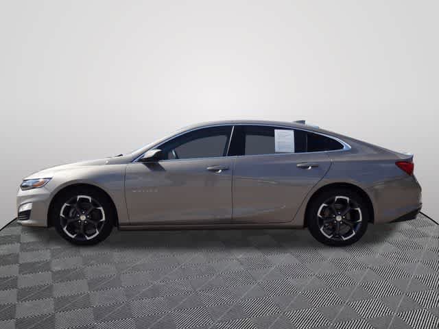 Used 2023 Chevrolet Malibu LT FWD image 2
