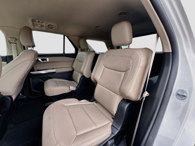 Certified 2023 Ford Explorer XLT w/ Equipment Group 202A AWD/4WD image 19