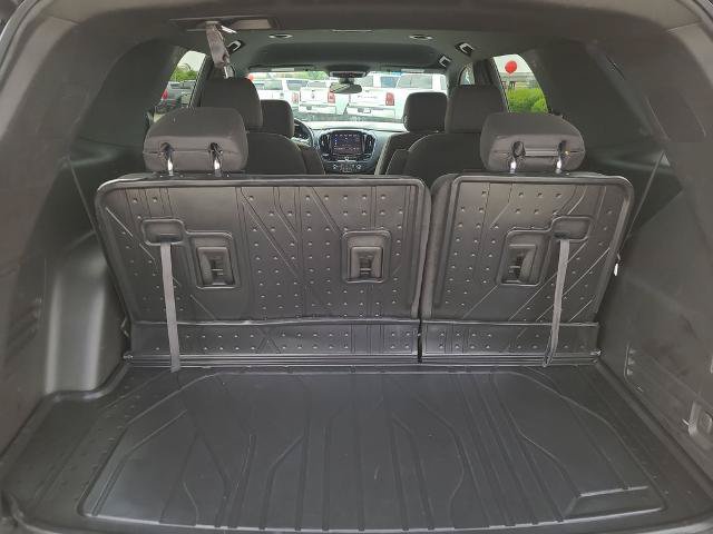 Used 2023 Chevrolet Traverse LT FWD image 14