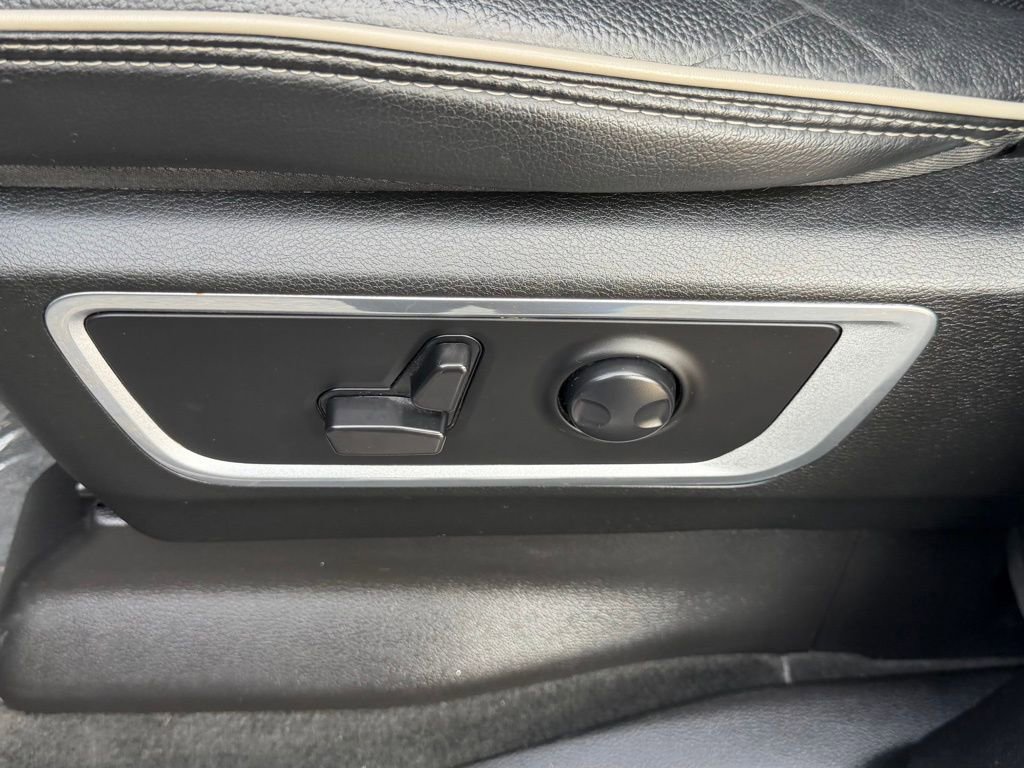 Used 2023 RAM 1500 Laramie image 17