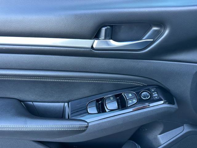 Used 2021 Nissan Altima 2.5 SV image 10