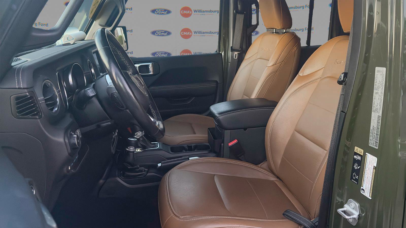 Used 2022 Jeep Wrangler Unlimited Sahara w/ Cold Weather Group image 8