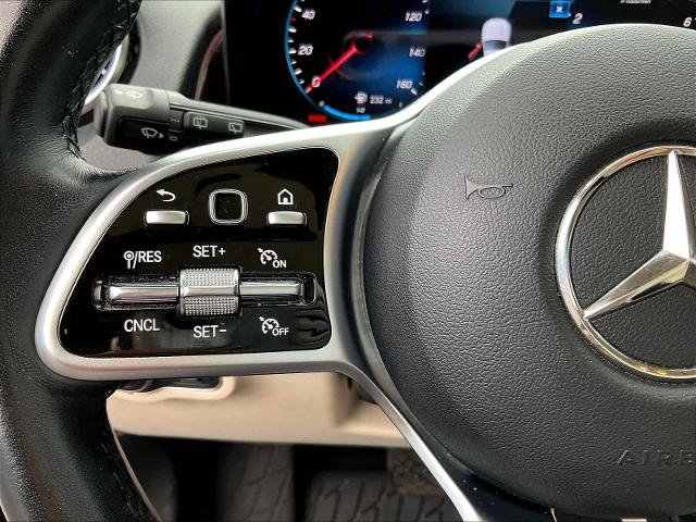 Used 2023 Mercedes-Benz GLB 250 4MATIC image 13