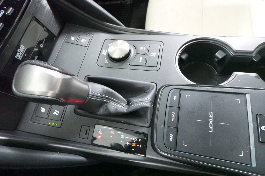 Used 2022 Lexus IS 350 F Sport AWD/4WD image 19