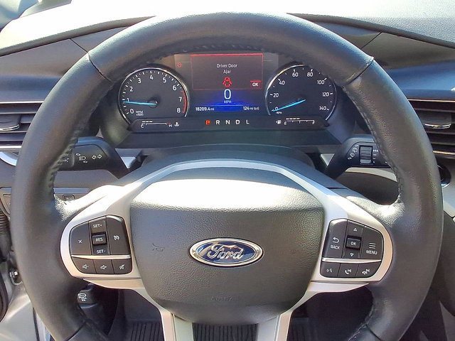 Certified 2022 Ford Explorer XLT w/ Equipment Group 202A image 16