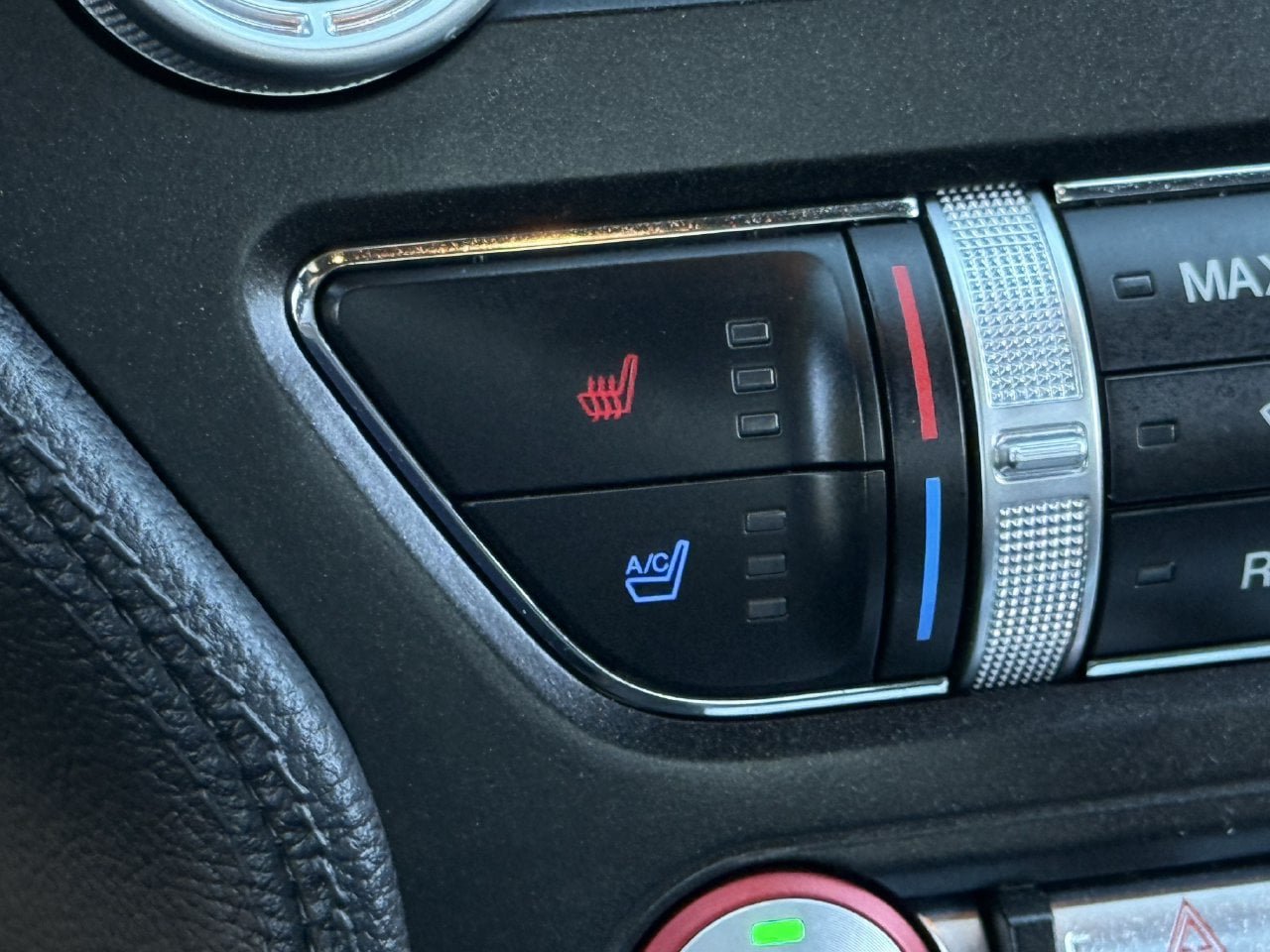 Certified 2022 Ford Mustang GT Premium RWD image 21