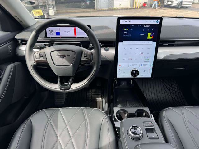 Certified 2023 Ford Mustang Mach-E Select AWD/4WD image 20