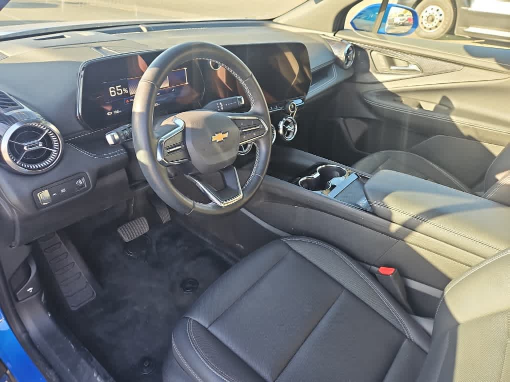 Used 2024 Chevrolet Blazer EV LT AWD/4WD image 14