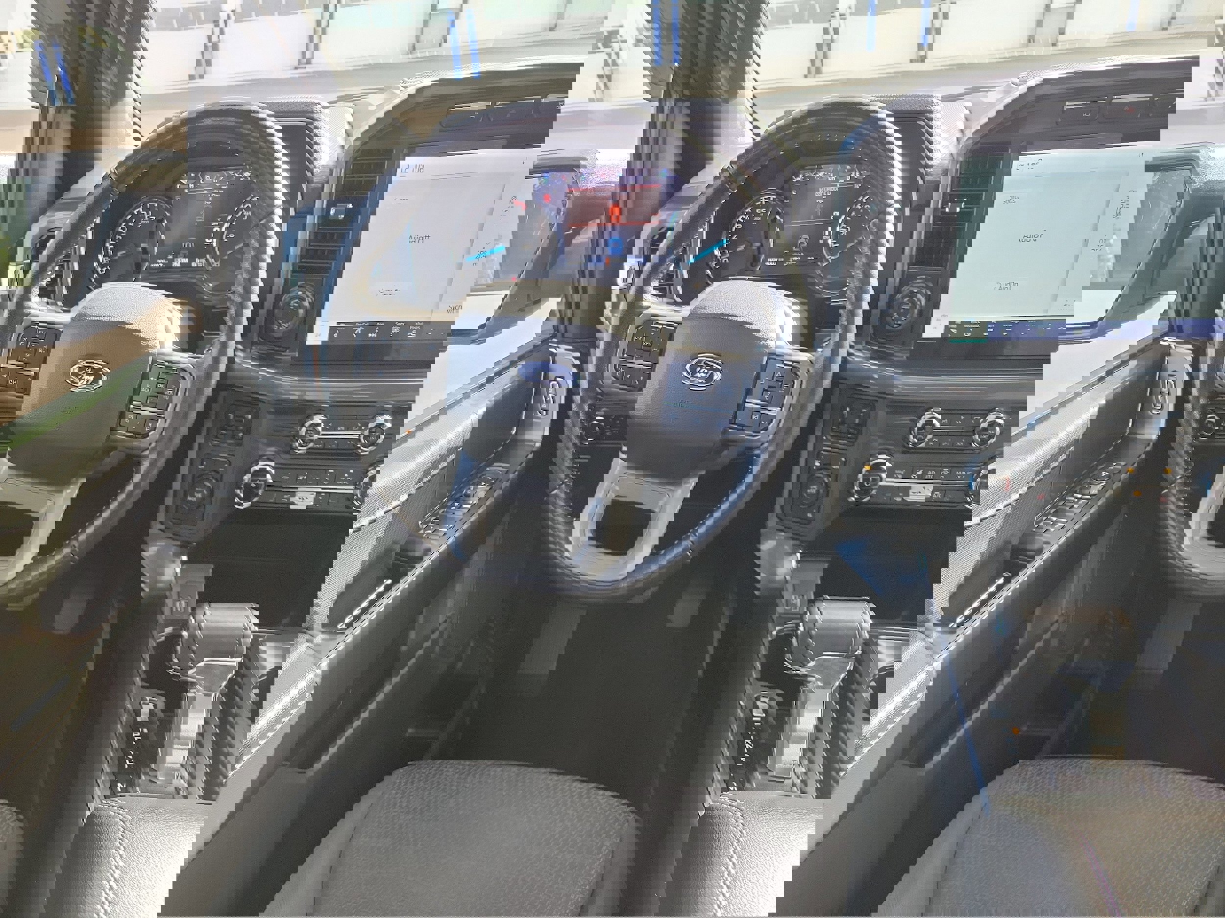 Certified 2022 Ford F150 XLT w/ Equipment Group 302A High image 16