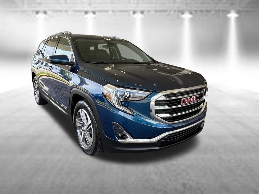 Used 2020 GMC Terrain SLT w/ Preferred Package FWD image 2