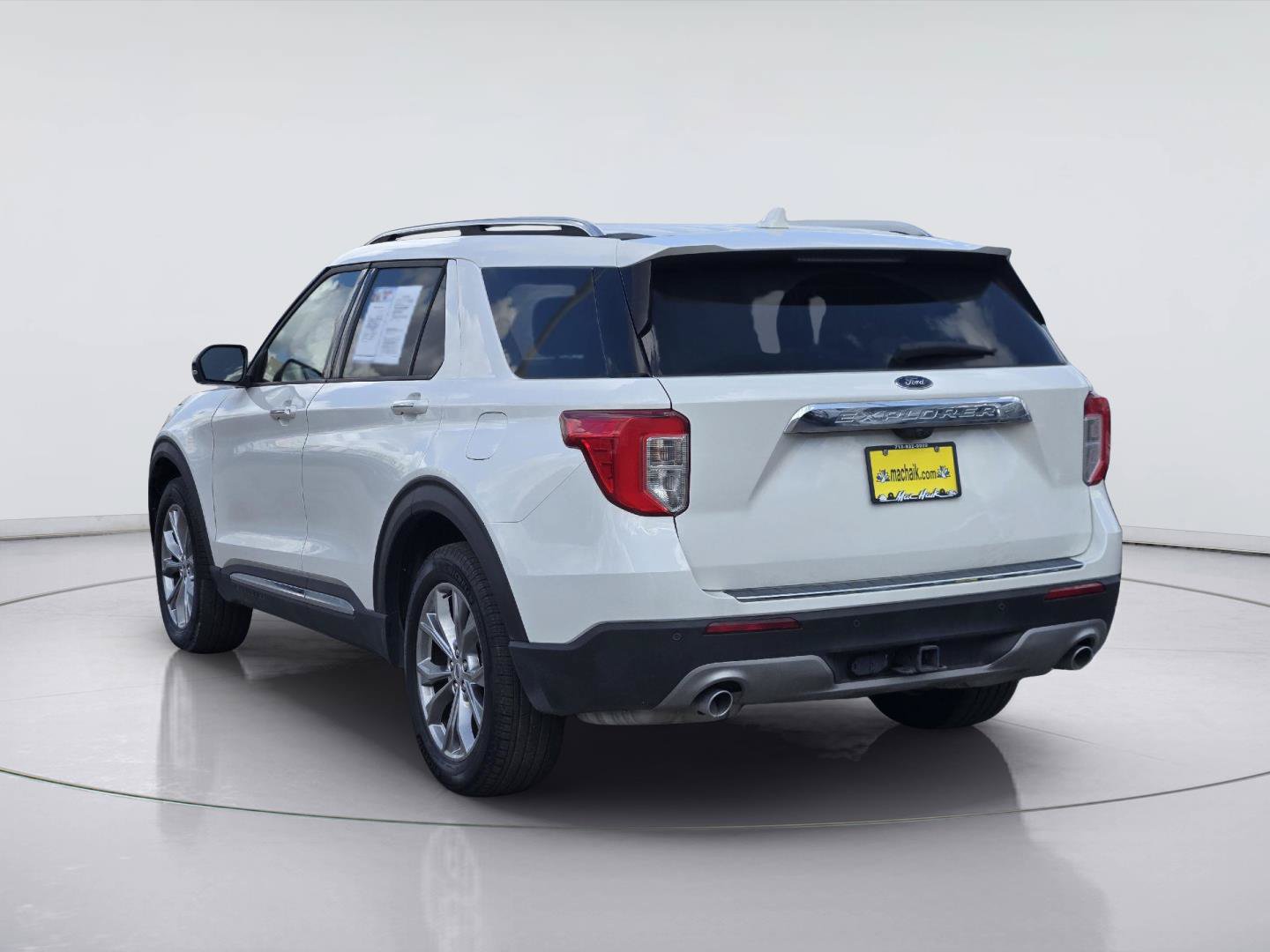 Certified 2023 Ford Explorer Limited w/ Equipment Group 301A AWD/4WD image 5