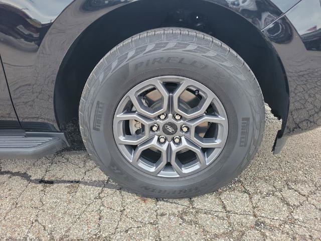 Certified 2025 Ford Expedition Active AWD/4WD image 5
