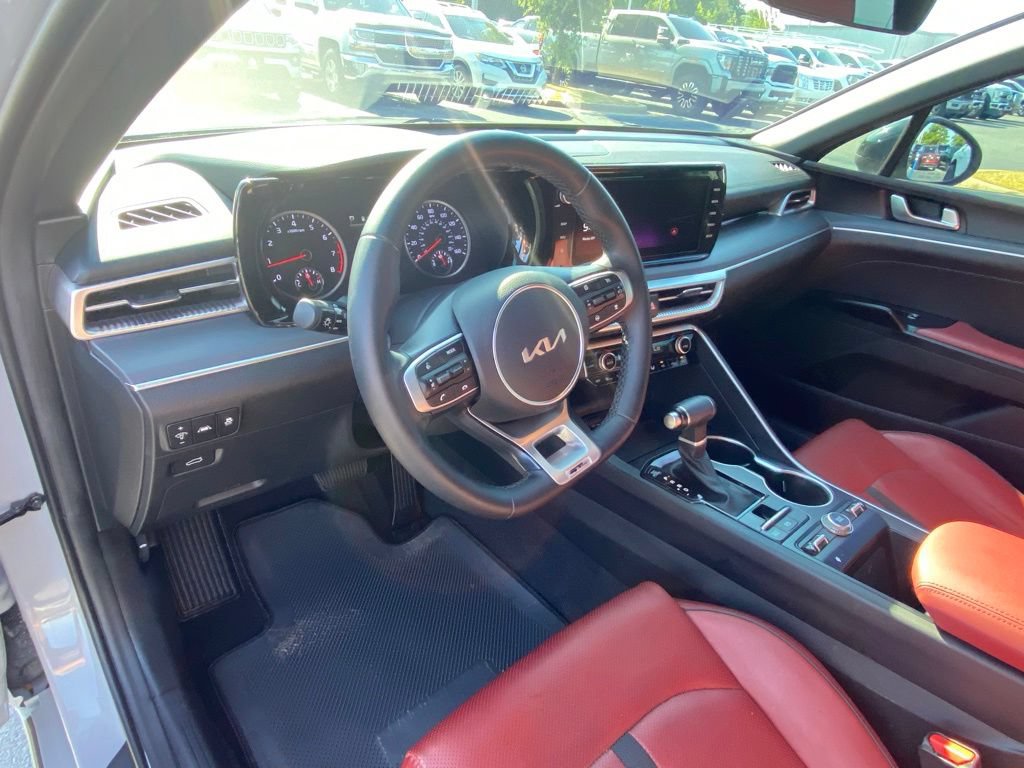 Used 2024 Kia K5 GT-Line w/ GT-Line Premium Package FWD image 9