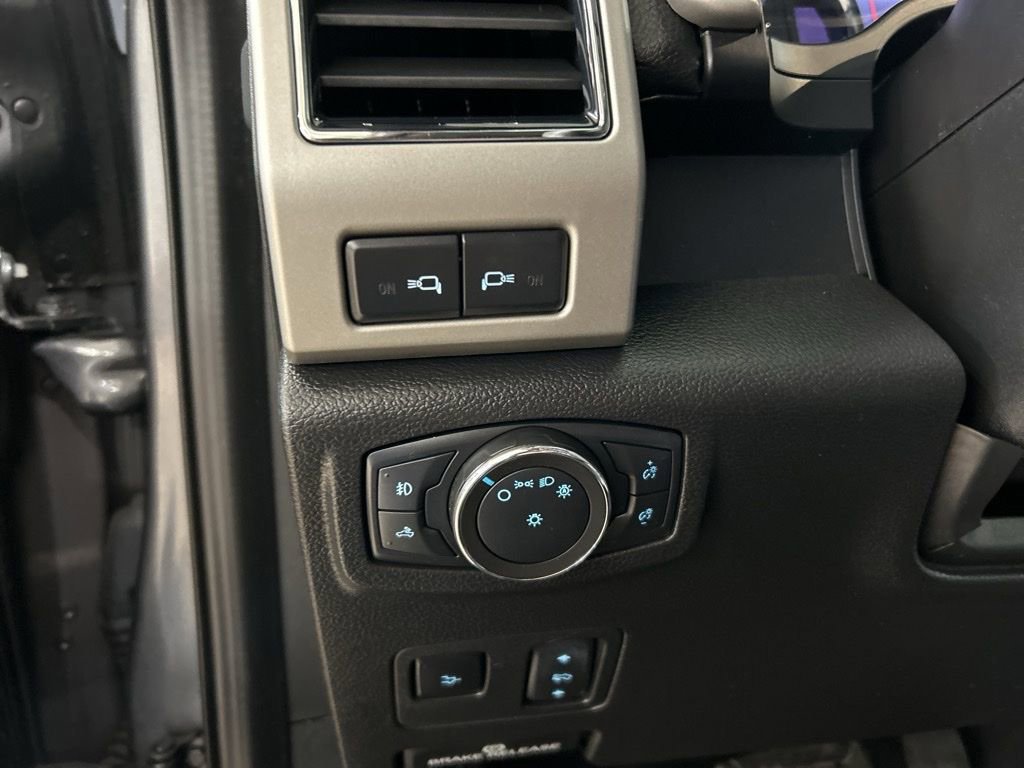 Certified 2021 Ford F250 Lariat AWD/4WD image 16
