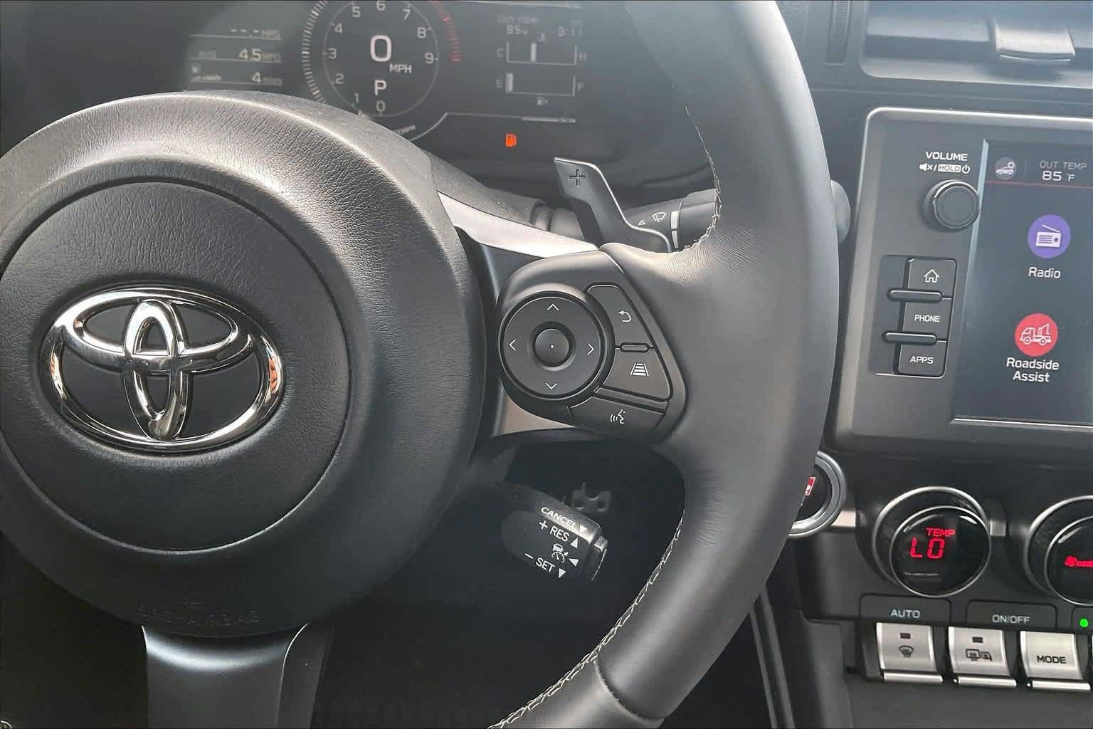 Used 2025 Toyota GR86 Premium w/ Performance Package RWD image 24