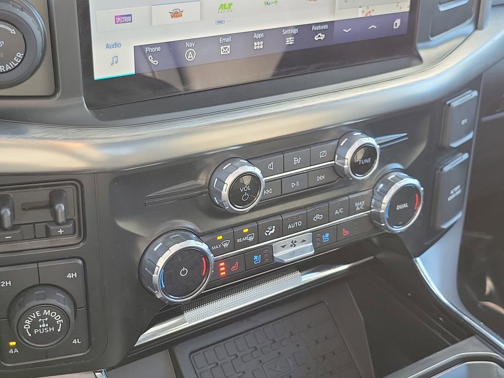 Certified 2023 Ford F150 Lariat w/ Equipment Group 502A High image 17